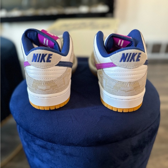 NIKE SB DUNK LOW PRM RL - Picture 6 of 8